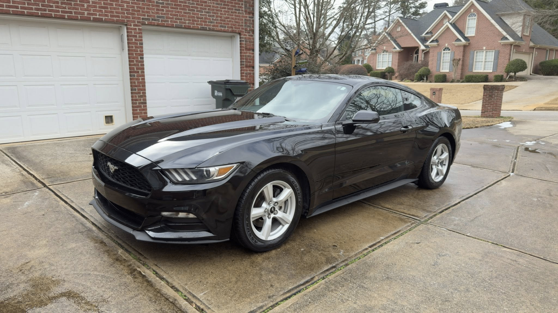 Black Ford Mustang detail